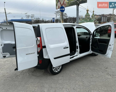 Белый Рено Кенгу, объемом двигателя 1.5 л и пробегом 119 тыс. км за 11900 $, фото 59 на Automoto.ua