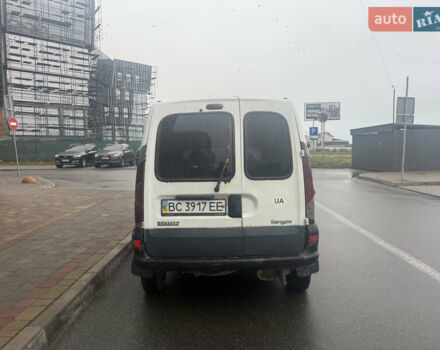 Белый Рено Кенгу, объемом двигателя 1.39 л и пробегом 300 тыс. км за 1700 $, фото 3 на Automoto.ua