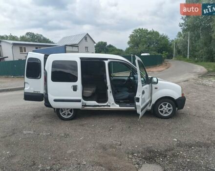 Белый Рено Кенгу, объемом двигателя 1.9 л и пробегом 250 тыс. км за 2950 $, фото 7 на Automoto.ua