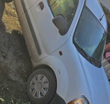 Белый Рено Кенгу, объемом двигателя 1.87 л и пробегом 210 тыс. км за 2500 $, фото 3 на Automoto.ua