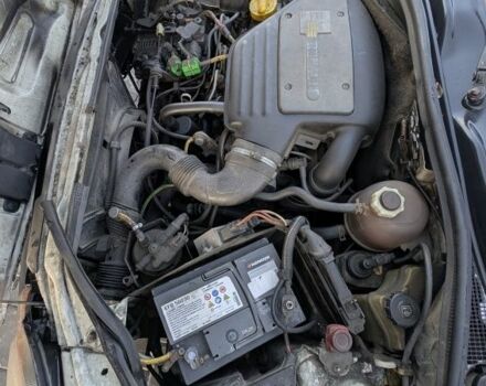 Белый Рено Кенгу, объемом двигателя 1.9 л и пробегом 290 тыс. км за 1499 $, фото 19 на Automoto.ua