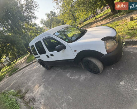 Рено Кенгу 1999 в Киеве на Automoto.ua Белый Рено Кенгу, объемом двигателя 1.2 л и пробегом 300 тыс. км за 1600 $, фото 2 на Automoto.ua