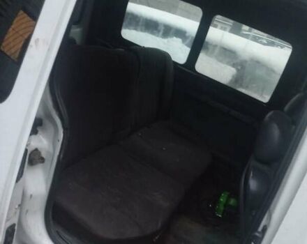 Белый Рено Кенгу, объемом двигателя 1.9 л и пробегом 400 тыс. км за 1700 $, фото 5 на Automoto.ua