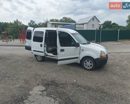 Белый Рено Кенгу, объемом двигателя 1.9 л и пробегом 250 тыс. км за 2950 $, фото 1 на Automoto.ua