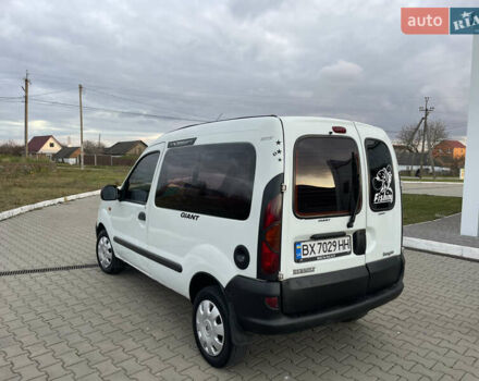 Белый Рено Кенгу, объемом двигателя 1.87 л и пробегом 280 тыс. км за 2750 $, фото 10 на Automoto.ua