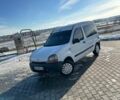 Белый Рено Кенгу, объемом двигателя 1.89 л и пробегом 145 тыс. км за 2650 $, фото 2 на Automoto.ua