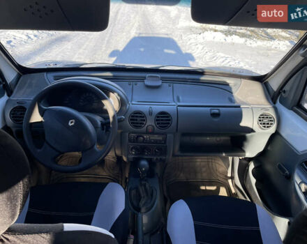 Белый Рено Кенгу, объемом двигателя 1.87 л и пробегом 520 тыс. км за 2300 $, фото 7 на Automoto.ua