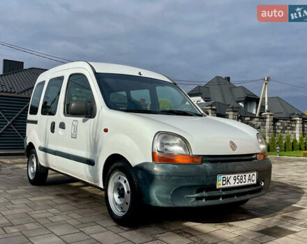 Білий Рено Кєнгу, об'ємом двигуна 1.4 л та пробігом 300 тис. км за 2850 $, фото 9 на Automoto.ua