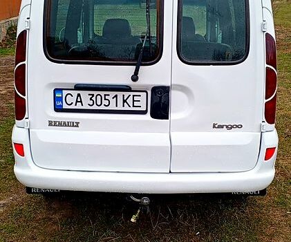 Белый Рено Кенгу, объемом двигателя 1.9 л и пробегом 400 тыс. км за 3000 $, фото 1 на Automoto.ua