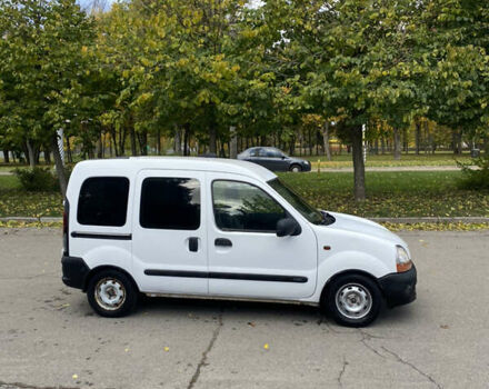 Белый Рено Кенгу, объемом двигателя 1.9 л и пробегом 340 тыс. км за 2450 $, фото 5 на Automoto.ua