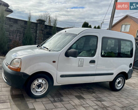 Білий Рено Кєнгу, об'ємом двигуна 1.4 л та пробігом 300 тис. км за 2850 $, фото 2 на Automoto.ua