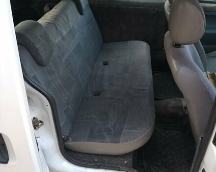 Белый Рено Кенгу, объемом двигателя 1.87 л и пробегом 50 тыс. км за 3000 $, фото 2 на Automoto.ua