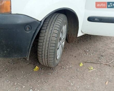 Белый Рено Кенгу, объемом двигателя 1.9 л и пробегом 340 тыс. км за 2850 $, фото 4 на Automoto.ua