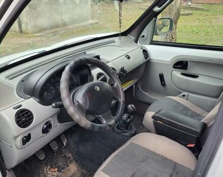 Белый Рено Кенгу, объемом двигателя 1.87 л и пробегом 488 тыс. км за 3000 $, фото 4 на Automoto.ua