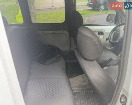 Белый Рено Кенгу, объемом двигателя 1.9 л и пробегом 160 тыс. км за 2800 $, фото 3 на Automoto.ua