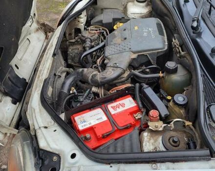 Белый Рено Кенгу, объемом двигателя 1.87 л и пробегом 215 тыс. км за 2950 $, фото 9 на Automoto.ua