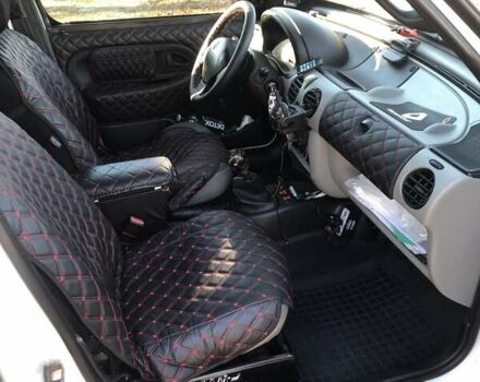 Белый Рено Кенгу, объемом двигателя 1.1 л и пробегом 382 тыс. км за 3600 $, фото 6 на Automoto.ua