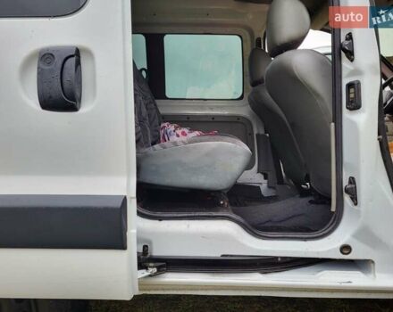 Белый Рено Кенгу, объемом двигателя 1.87 л и пробегом 215 тыс. км за 2950 $, фото 13 на Automoto.ua