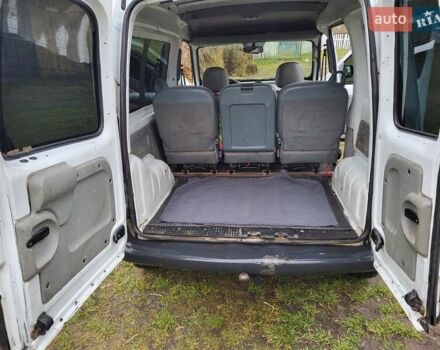 Белый Рено Кенгу, объемом двигателя 1.87 л и пробегом 215 тыс. км за 2950 $, фото 15 на Automoto.ua