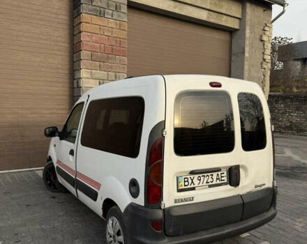 Белый Рено Кенгу, объемом двигателя 1.46 л и пробегом 414 тыс. км за 2600 $, фото 1 на Automoto.ua