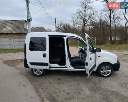 Белый Рено Кенгу, объемом двигателя 1.9 л и пробегом 287 тыс. км за 3300 $, фото 18 на Automoto.ua