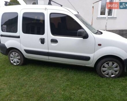 Белый Рено Кенгу, объемом двигателя 1.5 л и пробегом 245 тыс. км за 3700 $, фото 3 на Automoto.ua