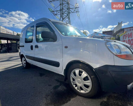 Белый Рено Кенгу, объемом двигателя 1.5 л и пробегом 404 тыс. км за 3500 $, фото 5 на Automoto.ua