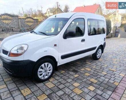 Белый Рено Кенгу, объемом двигателя 1.9 л и пробегом 329 тыс. км за 3800 $, фото 6 на Automoto.ua