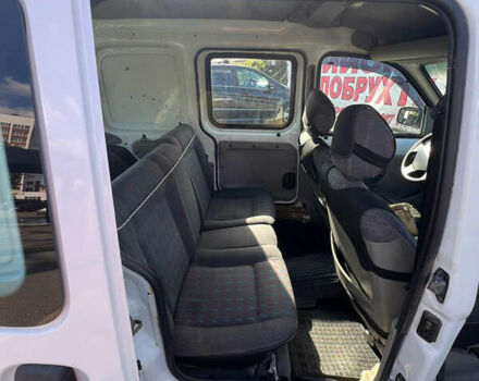 Белый Рено Кенгу, объемом двигателя 1.5 л и пробегом 404 тыс. км за 3500 $, фото 7 на Automoto.ua