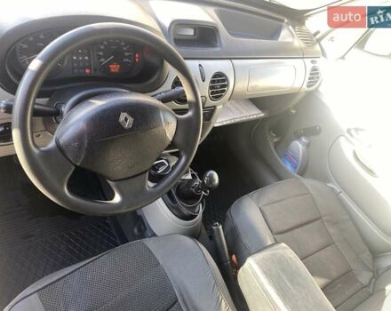 Белый Рено Кенгу, объемом двигателя 1.46 л и пробегом 490 тыс. км за 2499 $, фото 7 на Automoto.ua