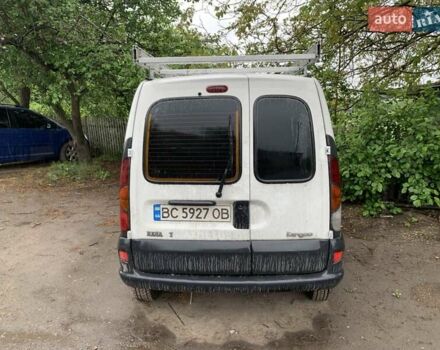 Белый Рено Кенгу, объемом двигателя 1.9 л и пробегом 230 тыс. км за 4200 $, фото 1 на Automoto.ua