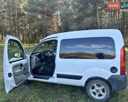 Рено Кєнгу 2003 у Чернівцях на Automoto.ua Білий Рено Кєнгу, об'ємом двигуна 1.5 л та пробігом 316 тис. км за 3400 $, фото 10 на Automoto.ua