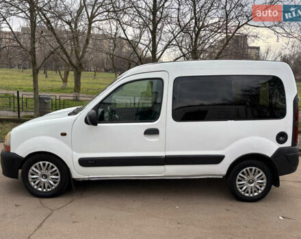 Белый Рено Кенгу, объемом двигателя 1.87 л и пробегом 330 тыс. км за 2700 $, фото 2 на Automoto.ua