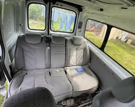 Белый Рено Кенгу, объемом двигателя 1.46 л и пробегом 395 тыс. км за 2500 $, фото 3 на Automoto.ua