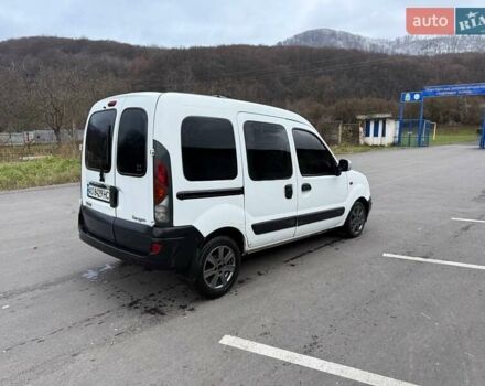 Белый Рено Кенгу, объемом двигателя 1.46 л и пробегом 300 тыс. км за 2150 $, фото 2 на Automoto.ua