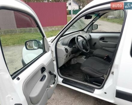 Белый Рено Кенгу, объемом двигателя 1.9 л и пробегом 287 тыс. км за 3300 $, фото 25 на Automoto.ua