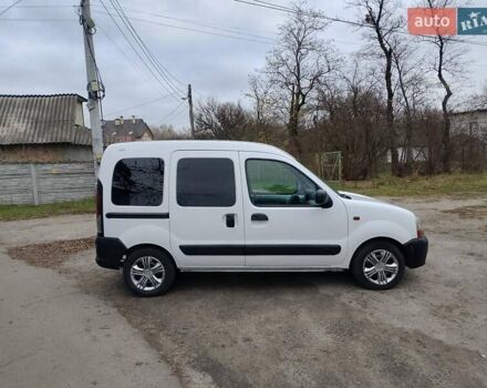 Белый Рено Кенгу, объемом двигателя 1.9 л и пробегом 287 тыс. км за 3300 $, фото 30 на Automoto.ua