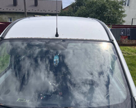 Белый Рено Кенгу, объемом двигателя 1.46 л и пробегом 395 тыс. км за 2500 $, фото 6 на Automoto.ua