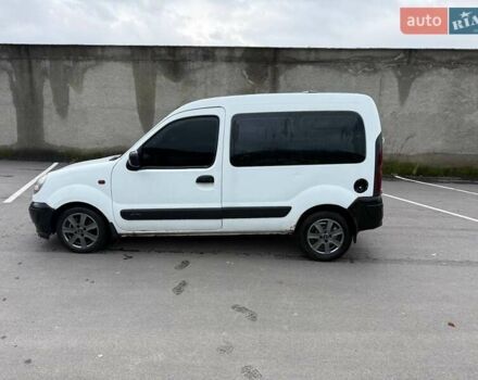 Белый Рено Кенгу, объемом двигателя 1.46 л и пробегом 300 тыс. км за 2150 $, фото 4 на Automoto.ua