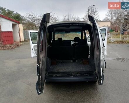 Білий Рено Кєнгу, об'ємом двигуна 1.5 л та пробігом 290 тис. км за 3300 $, фото 8 на Automoto.ua