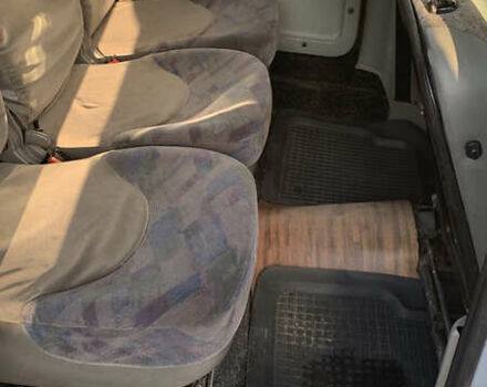 Рено Кенгу 2004 в Тячеве на Automoto.ua Белый Рено Кенгу, объемом двигателя 1.5 л и пробегом 273 тыс. км за 3800 $, фото 3 на Automoto.ua