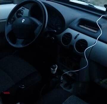 Білий Рено Кєнгу, об'ємом двигуна 1.5 л та пробігом 372 тис. км за 3700 $, фото 6 на Automoto.ua