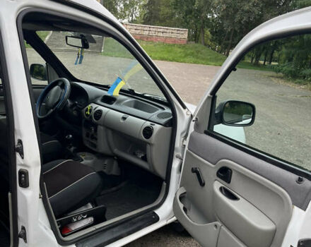 Білий Рено Кєнгу, об'ємом двигуна 1.87 л та пробігом 180 тис. км за 3600 $, фото 7 на Automoto.ua
