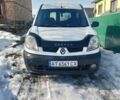 Белый Рено Кенгу, объемом двигателя 1.5 л и пробегом 318 тыс. км за 3500 $, фото 1 на Automoto.ua
