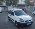 Білий Рено Кєнгу, об'ємом двигуна 4.25 л та пробігом 300 тис. км за 3900 $, фото 1 на Automoto.ua