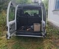 Белый Рено Кенгу, объемом двигателя 1.9 л и пробегом 260 тыс. км за 4200 $, фото 6 на Automoto.ua