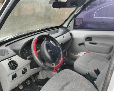 Білий Рено Кєнгу, об'ємом двигуна 1.5 л та пробігом 320 тис. км за 3428 $, фото 3 на Automoto.ua