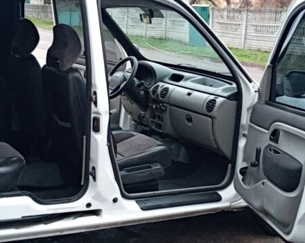 Белый Рено Кенгу, объемом двигателя 1.5 л и пробегом 196 тыс. км за 3100 $, фото 17 на Automoto.ua