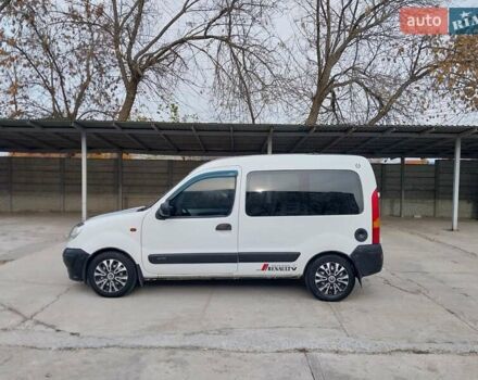 Белый Рено Кенгу, объемом двигателя 1.46 л и пробегом 218 тыс. км за 4000 $, фото 3 на Automoto.ua