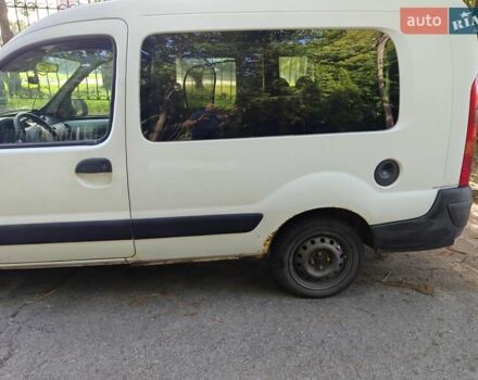 Білий Рено Кєнгу, об'ємом двигуна 1.5 л та пробігом 367 тис. км за 3750 $, фото 9 на Automoto.ua